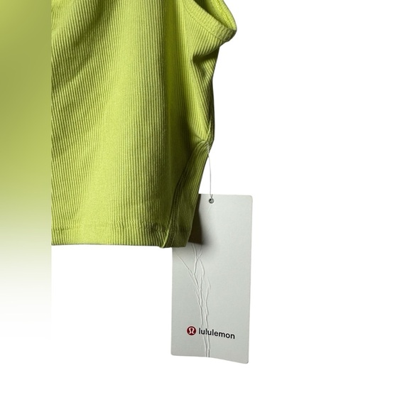 Lululemon LA Front Cut-Out Crop Tank Top Lemon Vibe Size 8 - Picture 5 of 9